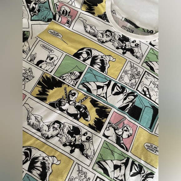 Marvel - Deadpool T Shirt - Picture 2 of 4